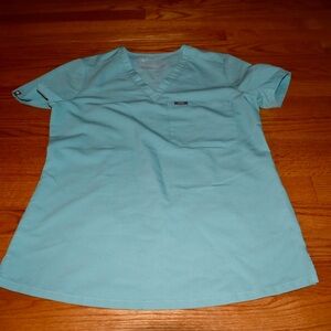 Figs Catarina One Pocket Scrub Top